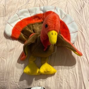 Retired gobbles the turkey beanie baby 1997